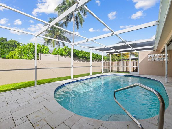 231 NW 106th Avenue, Plantation FL 33324