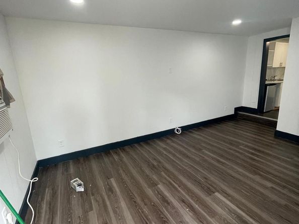 8030 NW 36th Pl, Miami FL 33147