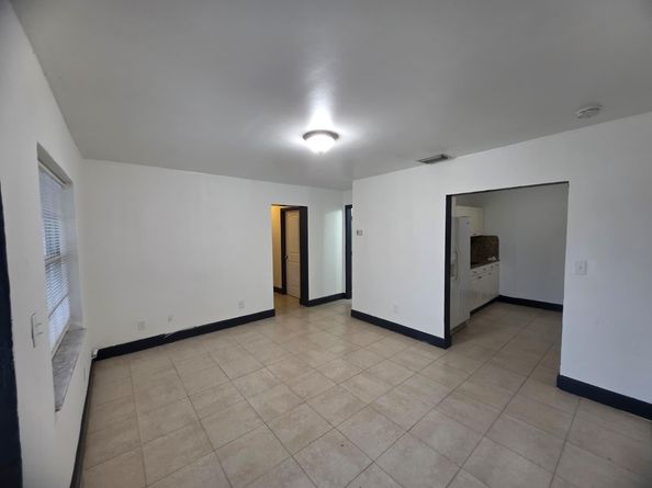 8030 NW 36th Pl, Miami FL 33147