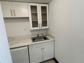 8030 NW 36th Pl, Miami FL 33147