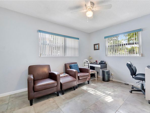 3405 NW 48th Ave 401, Lauderdale Lakes FL 33319