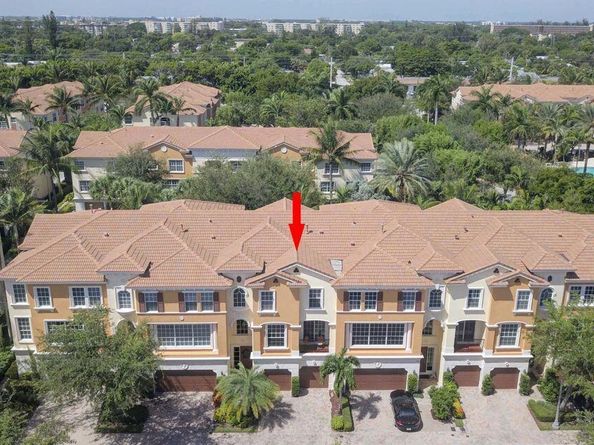 5645 NE Trieste Way, Boca Raton FL 33487