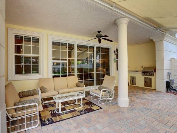 5645 NE Trieste Way, Boca Raton FL 33487