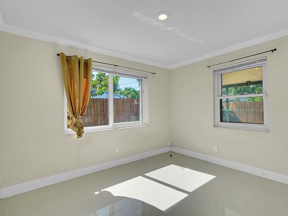 3111 NE 11th Ter, Pompano Beach FL 33064