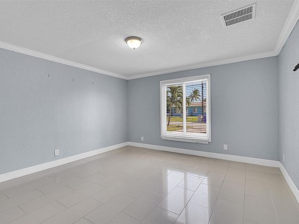 3111 NE 11th Ter, Pompano Beach FL 33064