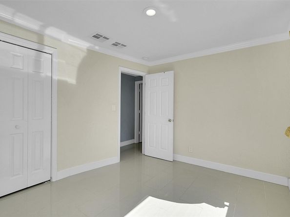 3111 NE 11th Ter, Pompano Beach FL 33064