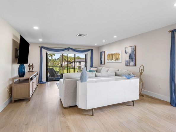 35 Southport Lane H, Boynton Beach FL 33436