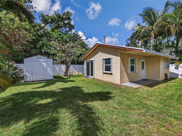 1415 NE 17th Ter, Fort Lauderdale FL 33304
