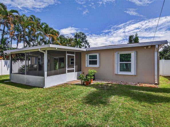 1415 NE 17th Ter, Fort Lauderdale FL 33304