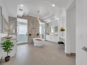 30 Fiesta Way, Fort Lauderdale FL 33301