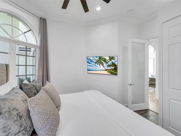 30 Fiesta Way, Fort Lauderdale FL 33301