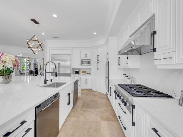 30 Fiesta Way, Fort Lauderdale FL 33301