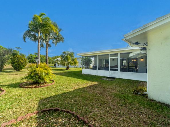 1401 SW 17th Avenue, Boynton Beach FL 33426