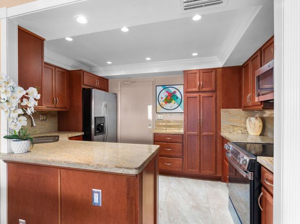 3333 NE 34th St 1214, Fort Lauderdale FL 33308