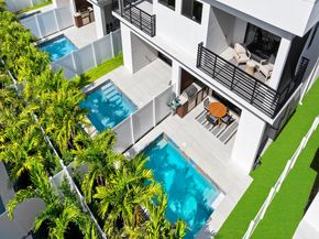 920B NE 17th Ave, Fort Lauderdale FL 33304