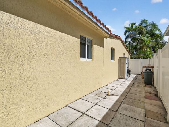 1309 SW 19th Avenue, Fort Lauderdale FL 33312
