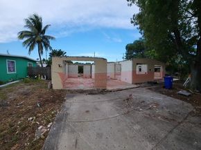 4500 NE 14th Ter, Pompano Beach FL 33064