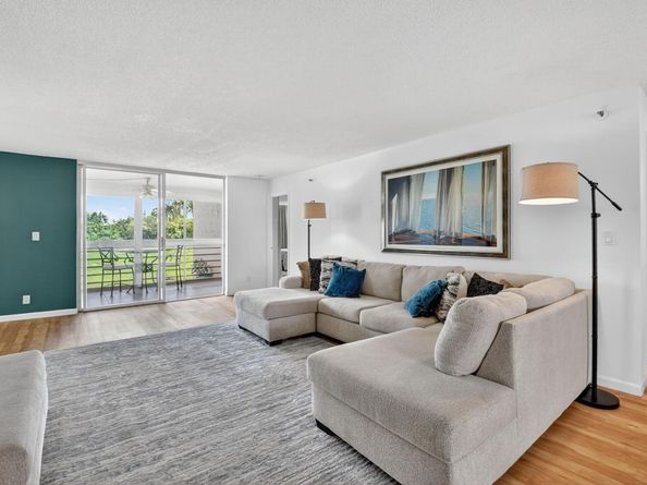 5340 NW 2nd Avenue 220, Boca Raton FL 33487