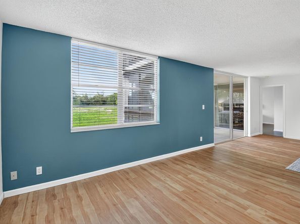 5340 NW 2nd Avenue 220, Boca Raton FL 33487