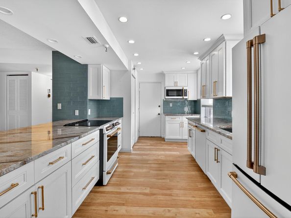 5340 NW 2nd Avenue 220, Boca Raton FL 33487