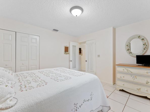 3276 Carambola Circle S, Coconut Creek FL 33066
