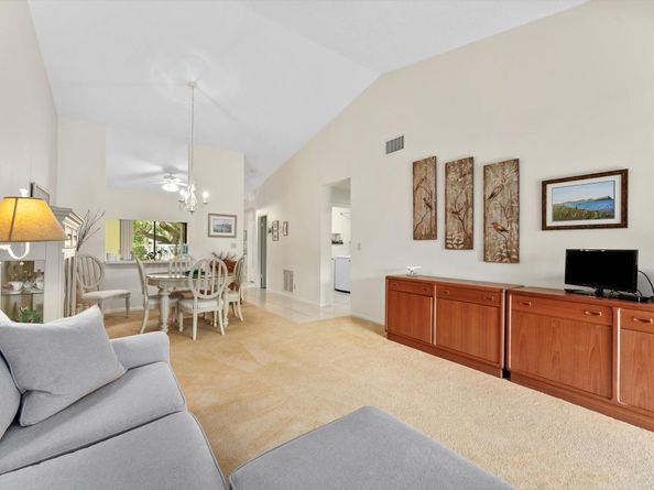 3276 Carambola Circle S, Coconut Creek FL 33066