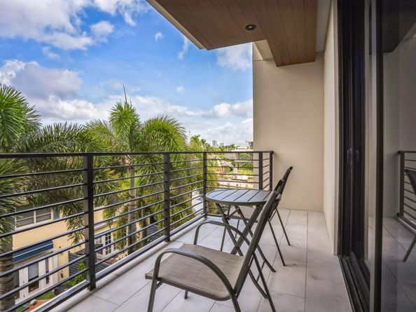 1507 SE 15th Street 302, Fort Lauderdale FL 33316