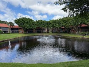11280 Green Lake Dr 203, Boynton Beach FL 33437