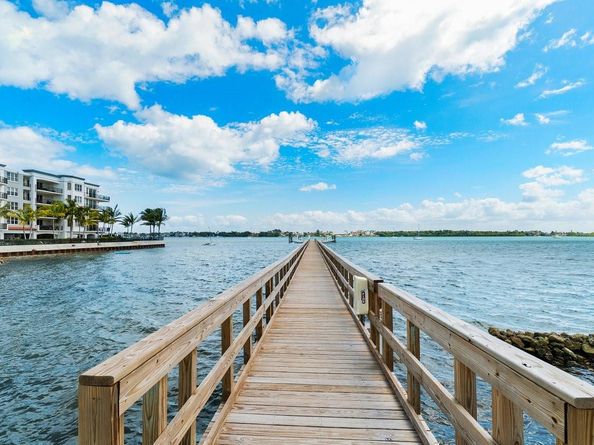 608 Windward Circle S, Boynton Beach FL 33435