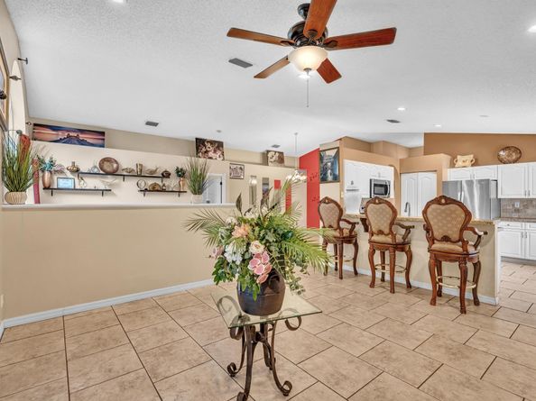10946 Crescendo Cir, Boca Raton FL 33498