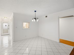 2404 Antigua Cir D4, Coconut Creek FL 33066