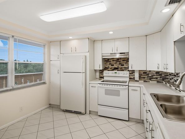 2404 Antigua Cir D4, Coconut Creek FL 33066