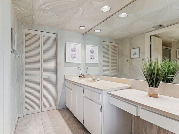3610 S Ocean Boulevard 502, South Palm Beach FL 33480