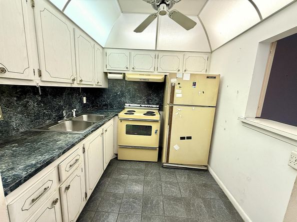 417 Markham S, Deerfield Beach FL 33442