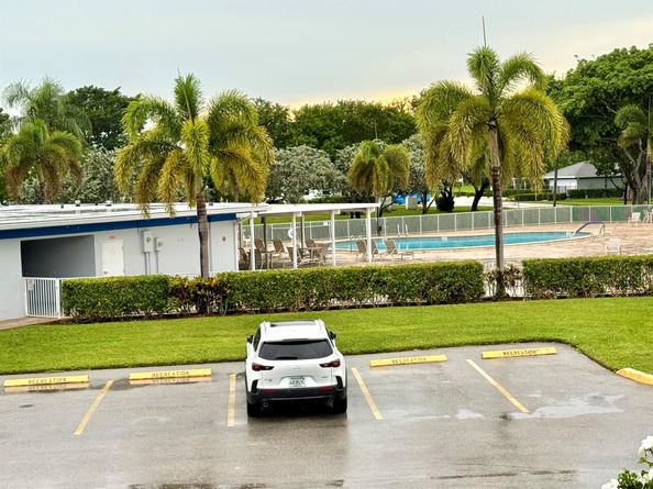 417 Markham S, Deerfield Beach FL 33442