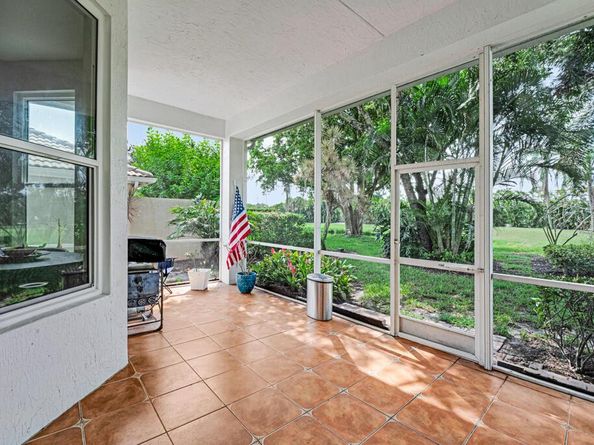 5598 Fountains Drive S, Lake Worth FL 33467