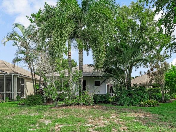 5598 Fountains Drive S, Lake Worth FL 33467