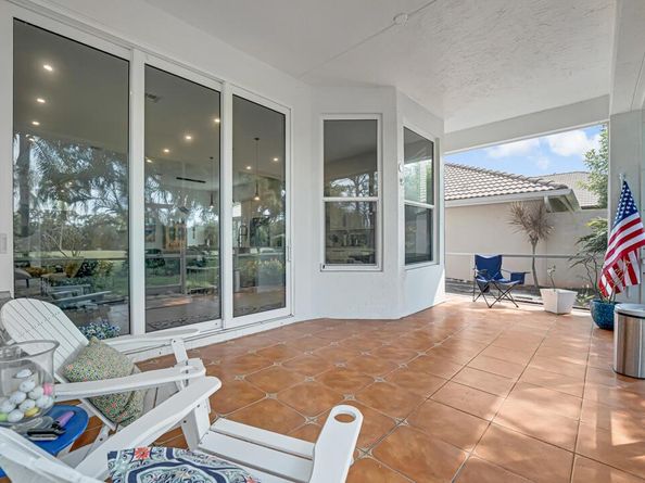 5598 Fountains Drive S, Lake Worth FL 33467