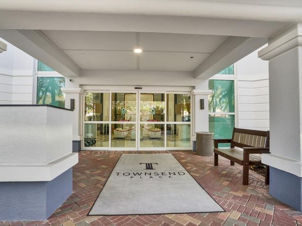 550 SE Mizner Blvd B209, Boca Raton FL 33432