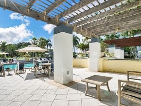 550 SE Mizner Blvd B209, Boca Raton FL 33432