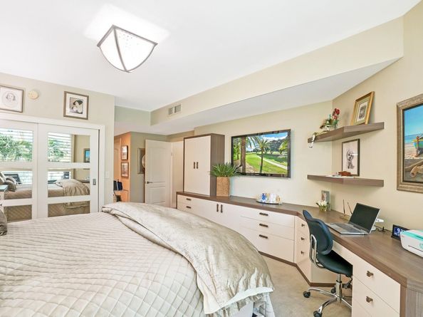 550 SE Mizner Blvd B209, Boca Raton FL 33432