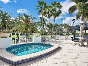 550 SE Mizner Blvd B209, Boca Raton FL 33432