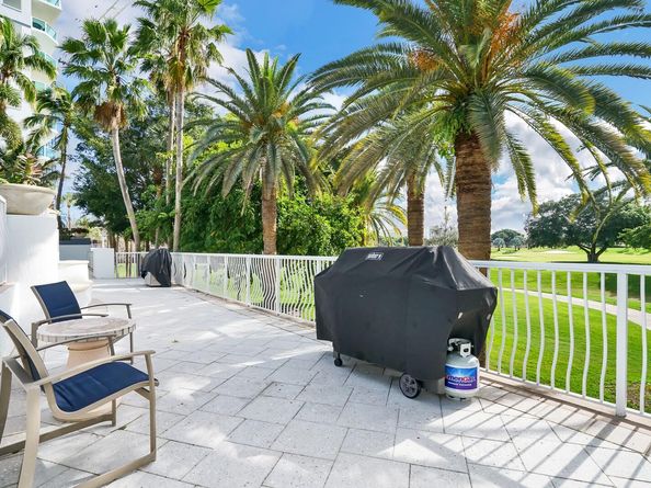 550 SE Mizner Blvd B209, Boca Raton FL 33432