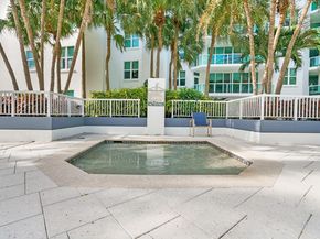 550 SE Mizner Blvd B209, Boca Raton FL 33432