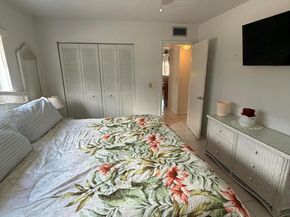 3160 Lake Osborne Drive 112, Lake Worth Beach FL 33461