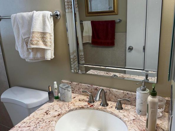 3160 Lake Osborne Drive 112, Lake Worth Beach FL 33461