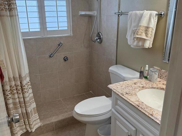 3160 Lake Osborne Drive 112, Lake Worth Beach FL 33461