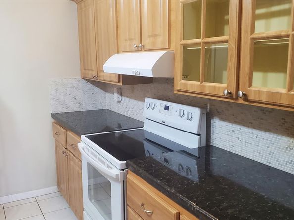 3910 Crystal Lake Dr 403, Deerfield Beach FL 33064