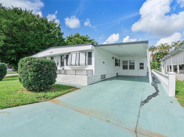 1751 SW 83rd Ter, Davie FL 33324
