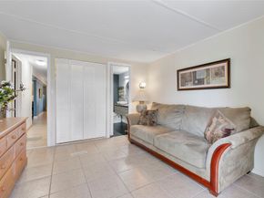 1751 SW 83rd Ter, Davie FL 33324